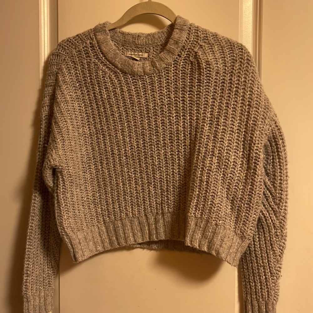 american eagle grey sweater